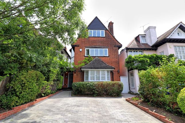 Thumbnail Detached house to rent in Crowstone Court, Holland Road, Westcliff-On-Sea