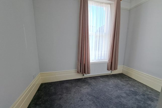 Flat for sale in College Road, Lower Meads, Eastbourne