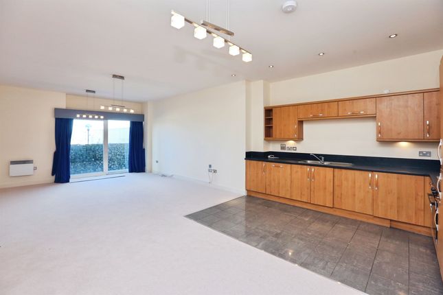 Flat 5, Jacana Court, Rope Quays, Gosport photo 3