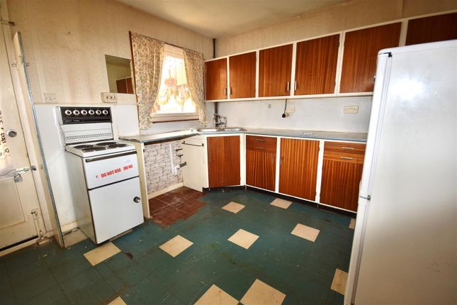 Detached bungalow for sale in Barnabas Road, Linslade