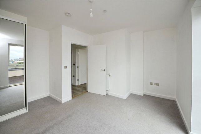 Fitch Way, Rainham photo 3