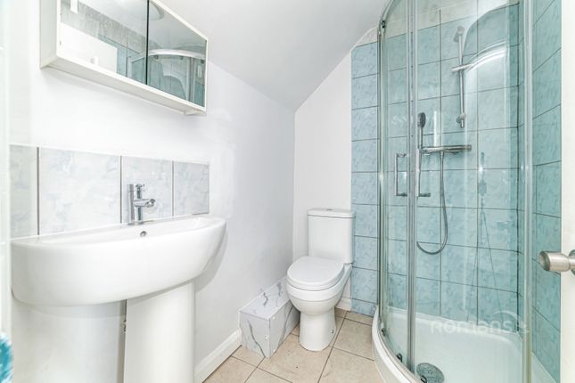 Caversham Road, Berkshire photo 4