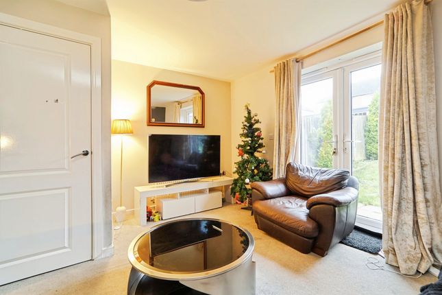 2, Oak Tree Place, Leeds photo 2