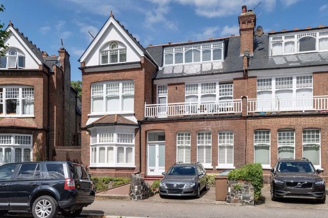 Thumbnail Flat to rent in Princes Avenue, London