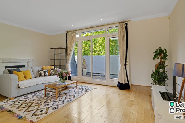 Flat 6, 105, St. Georges Square, London photo 2