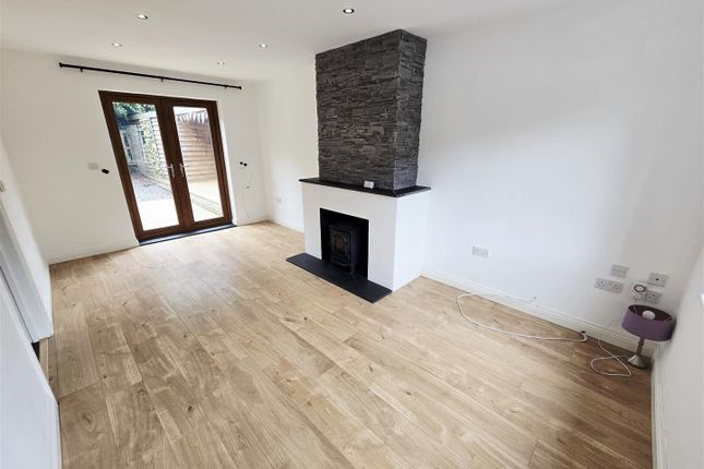 Cyjay, Lifton photo 3