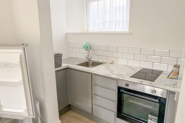 Flat 8, Brotherhood Hall, Launceston photo 3