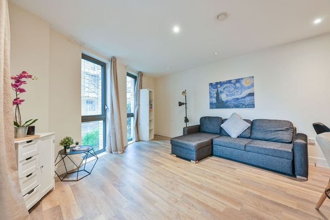 1-bed flat on The Grange, Bermondsey, £4,200/mo