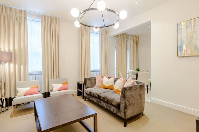 Flat to rent in Nottingham Place, Marylebone