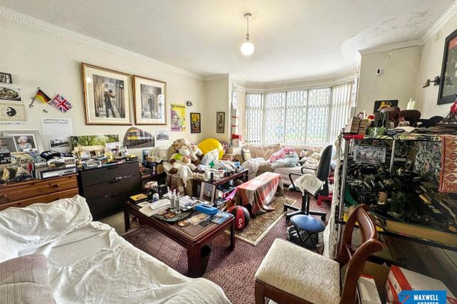 67, Fryent Way, London photo 3
