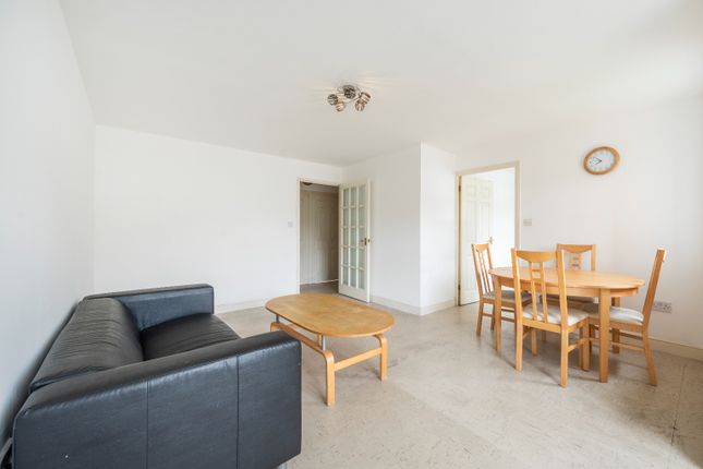 Thumbnail Flat for sale in Norwood Close, Cricklewood