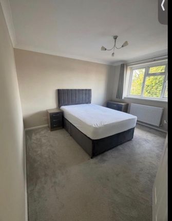 Cavendish Close, Hayes photo 2