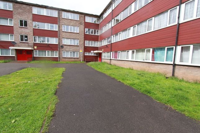 3 bed flat for sale in Romorantin Place, Long Eaton NG10