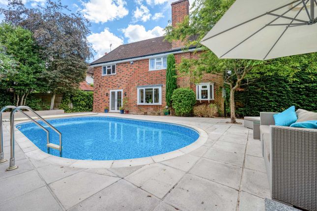 Detached house for sale in The Granary, Darell Road, Caversham Heights, Reading