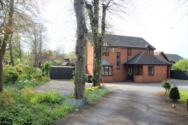 4 bed detached house for sale in Beach Road, Hartford, Northwich CW8