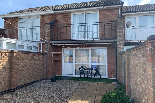 Terraced house to rent in Kipling Close, Kessingland