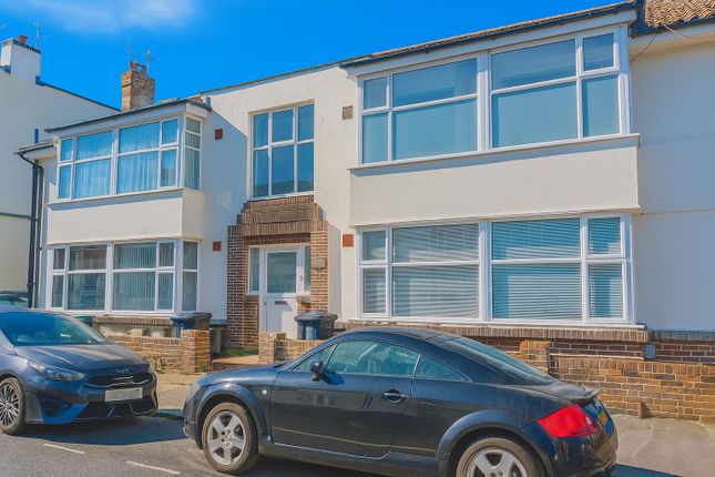 2-bed flat on 4, Derwent Court, Dallington Road, Hove, £285,000