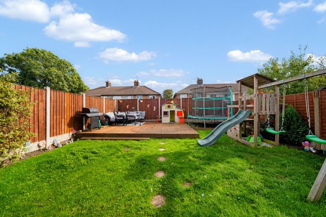 74 Dovecot Avenue, Liverpool photo 2