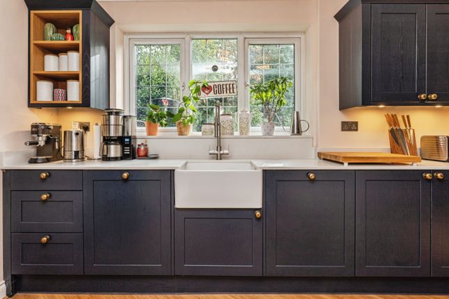42, New Road, Sandhurst photo 4