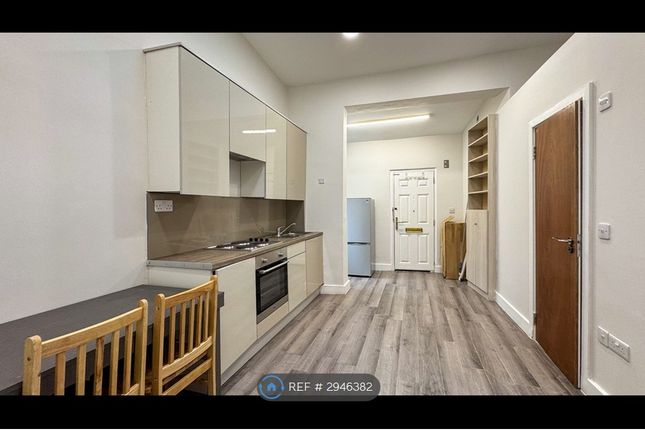 B Baker St, Enfield photo 2