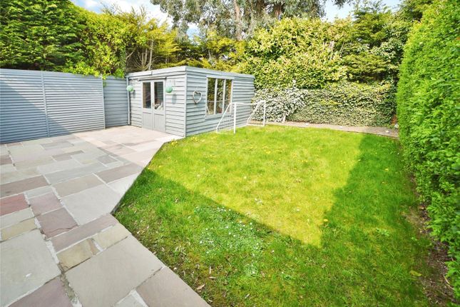 Daniles,, Doddinghurst Road, Brentwood photo 4