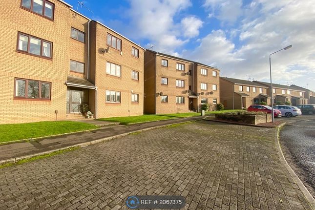 Flat to rent in Howth Drive, Glasgow