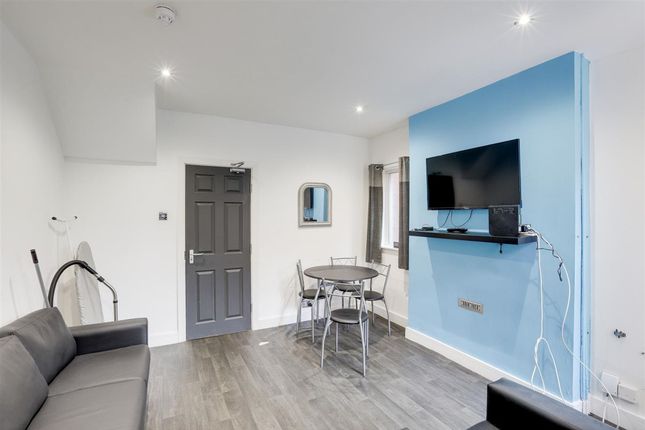 10a Portland Road, Nottingham photo 4
