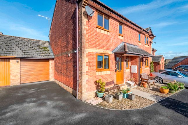 3 Mole Ridge Way, South Molton photo 2