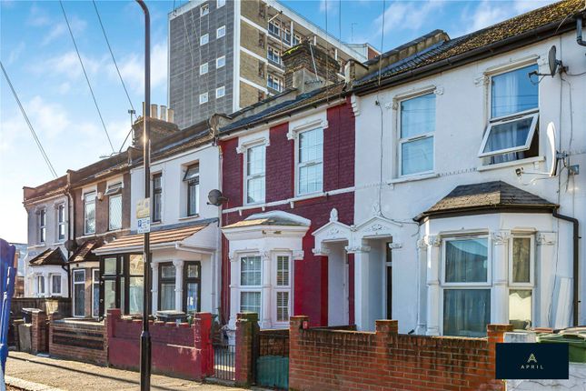 Thumbnail Flat to rent in Belmont Park Road, London