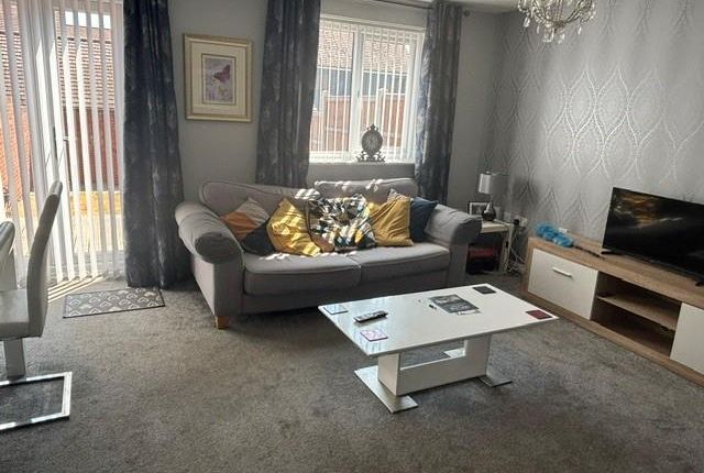 80, Birchfield Way, Telford photo 3