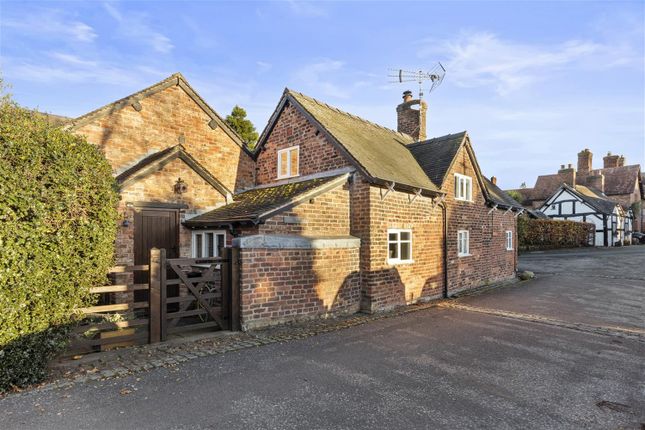 Thumbnail Detached house for sale in Smithy Lane, Great Budworth, Northwich