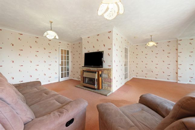 6, Anglesey Close, Andover photo 4