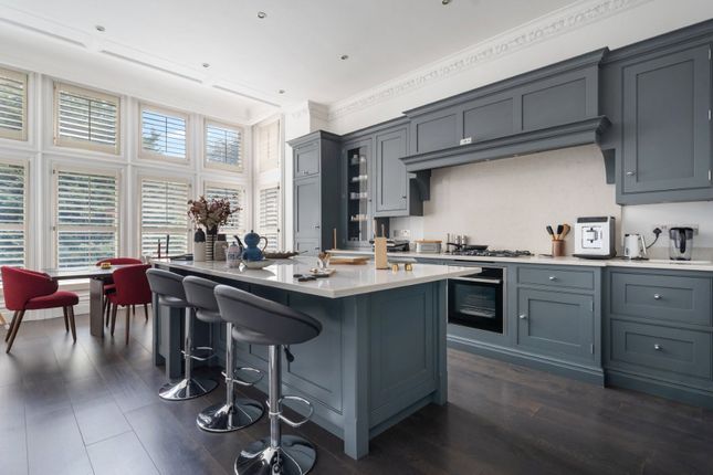 Flat 3, 13, Arkwright Road, London photo 4