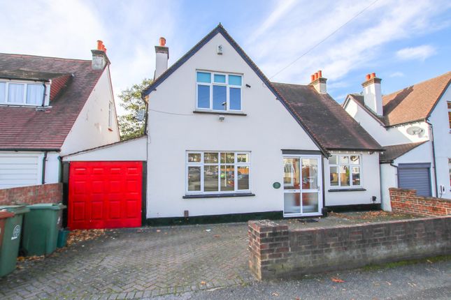 Thumbnail Detached house to rent in Demesne Road, Wallington