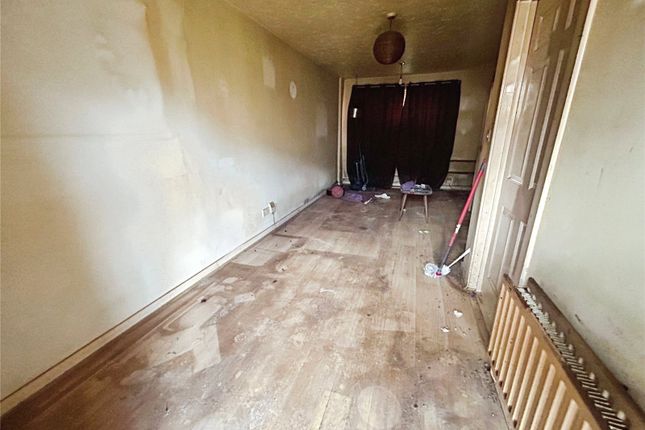 24, Managua Close, Reading photo 3