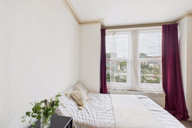 25 Hollingdean Terrace, Brighton photo 3