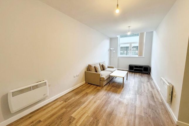 Tate House 5-7,Flat 5, New York Road, Leeds photo 4