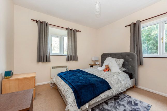 1, Longmead, Hampshire photo 4