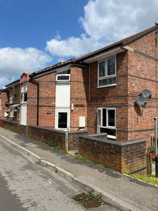 Thumbnail Flat to rent in Beverley Road, Weymouth