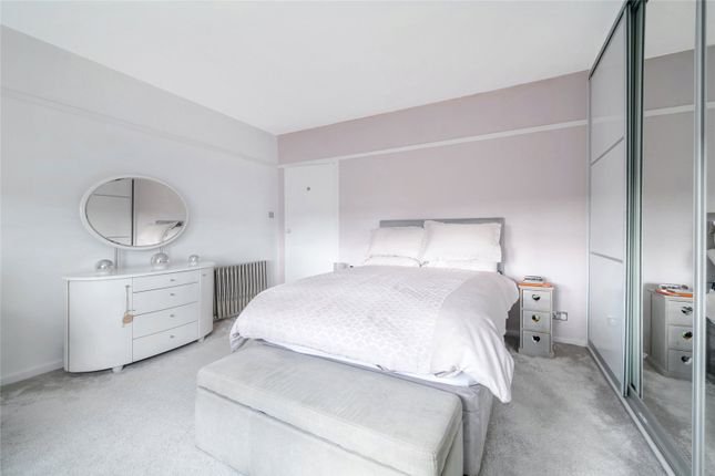 61, Glasserton Road, Glasgow photo 4