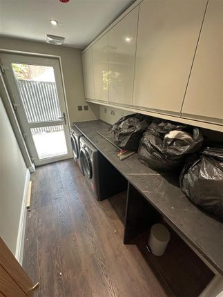 Laundry Room.Jpg