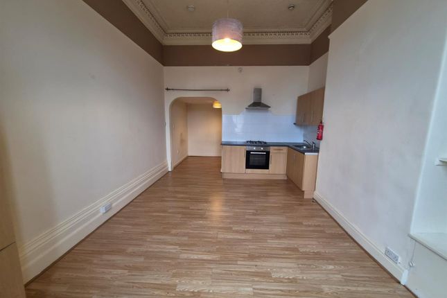 Flat 2, 17, Lathom Road, Southport photo 2