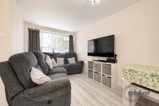 4, Geary Drive, Brentwood photo 4