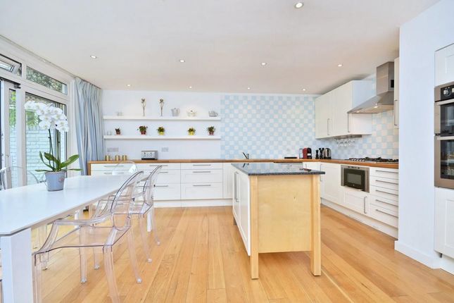 Thumbnail Terraced house to rent in Meadowbank, Primrose Hill, London