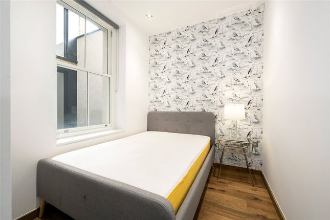 Flat to rent in Gifford Street, Kings Cross