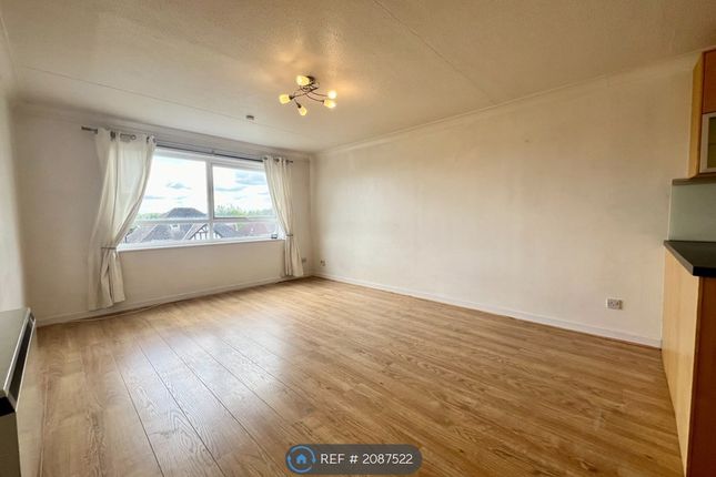 Thumbnail Flat to rent in Kenley Close, Barnet