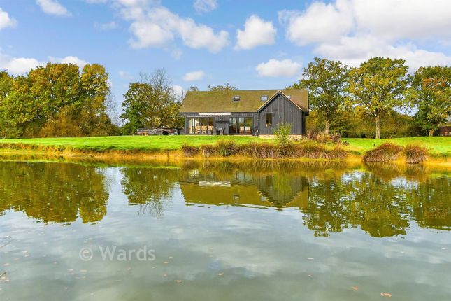 Lower Barn, Pike Fish Lane, Tonbridge photo 2