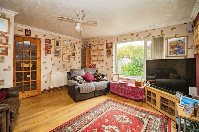 56, Mount Skippet Way, Dorchester photo 2