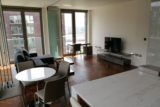 Flat for sale in 8 New Union Square, London