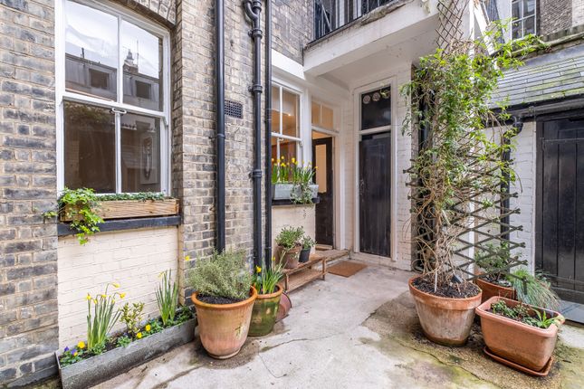 Flat for sale in Glentworth Street, London